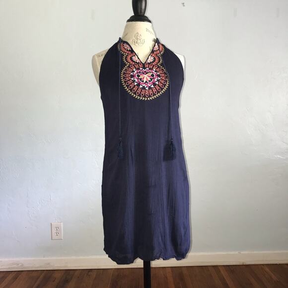 THML Roonie Embroidered Boho Slit Neck Dress Size Medium - Picture 2 of 6